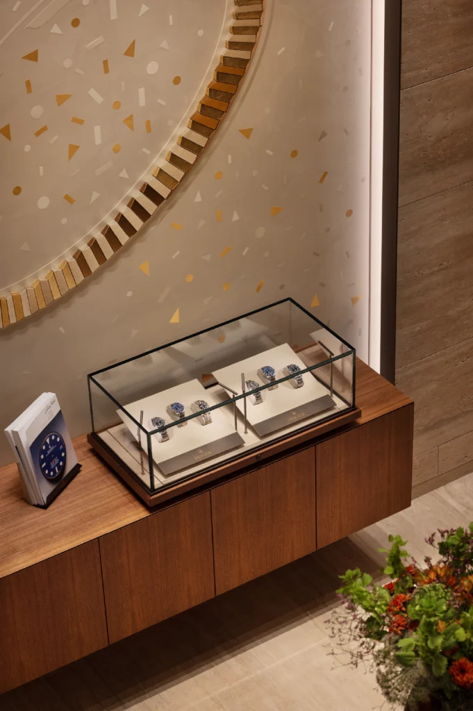 Store Slider 1-05