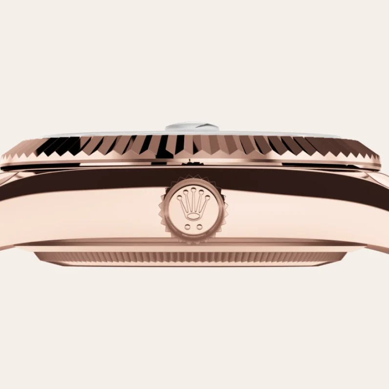 Rolex Sky-Dweller - 18 ct Everose gold - GASSER